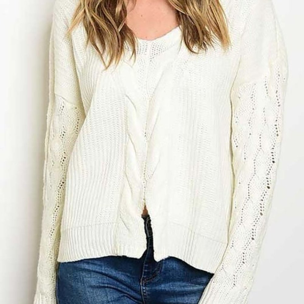 NEW Signature 8 White Sweater Sz S,M,L